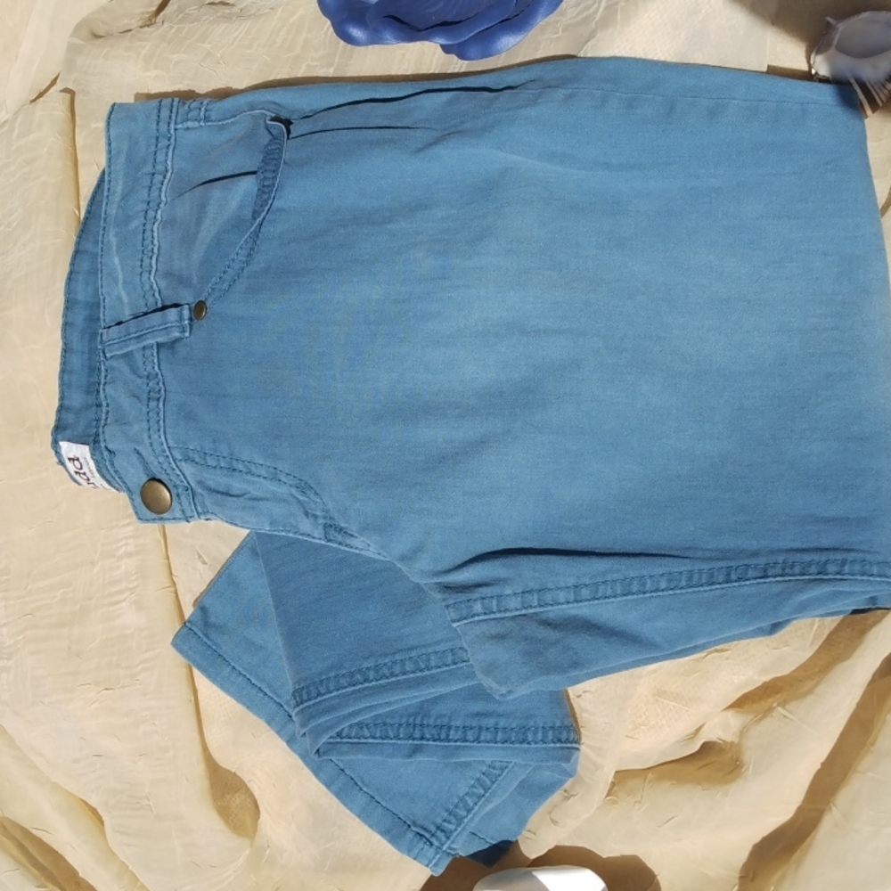 Mudd Yo! blue jeans size 18 1/2, NWOT, stretch, bleached, vertical copper lines